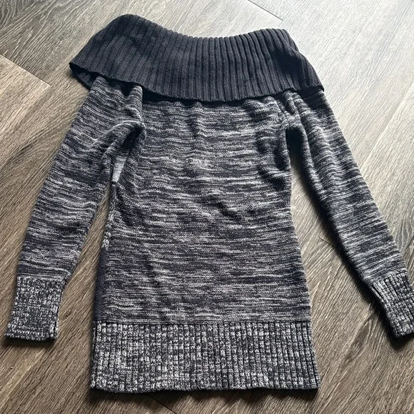 Vintage Cache Patchwork Sweater - Picture 3 of 6